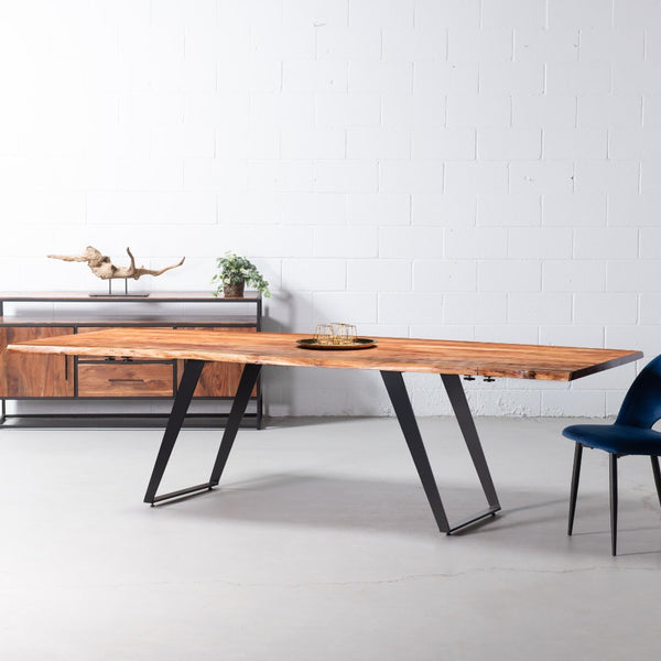 Acacia extending store dining table